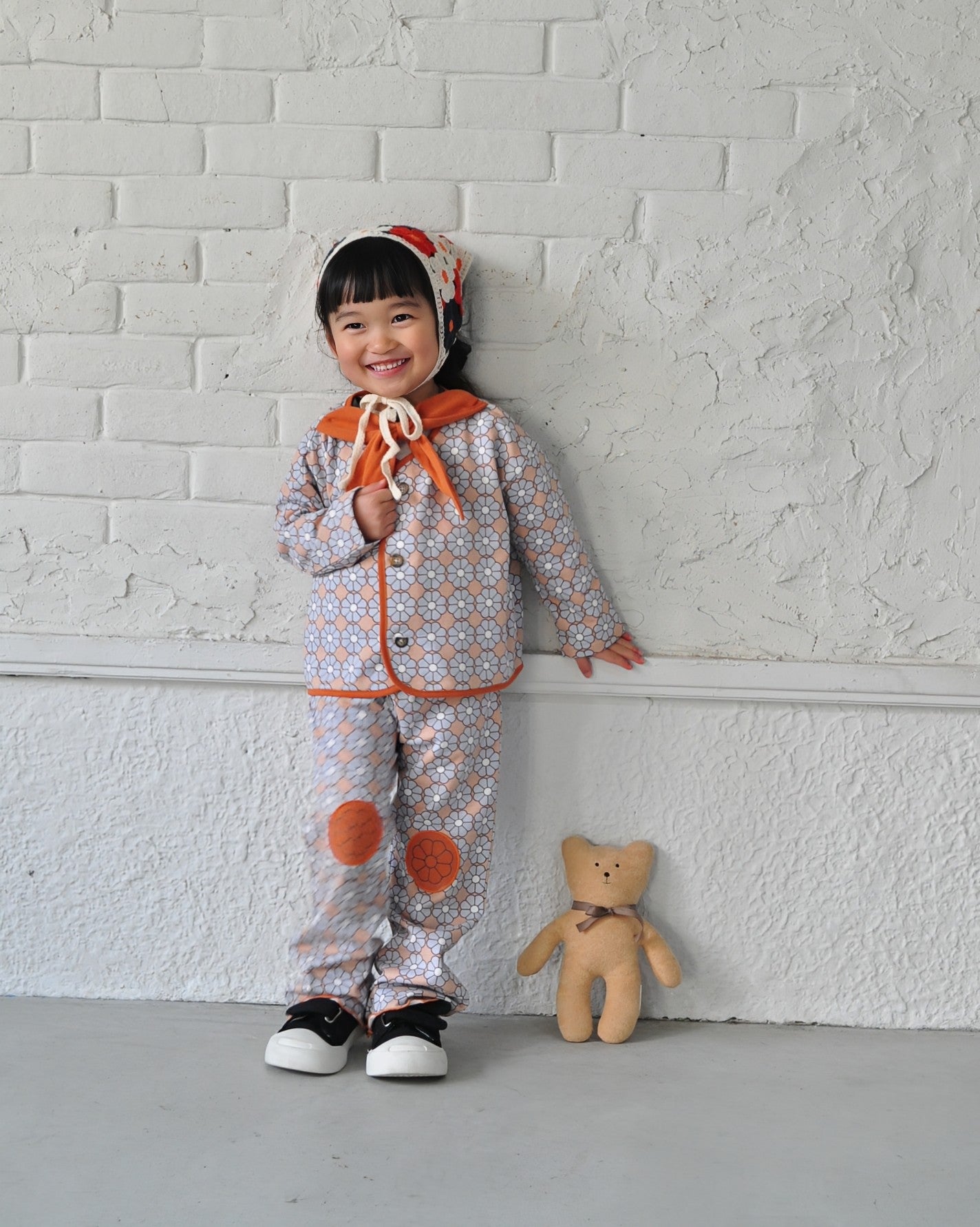 Retro Daisy Cardigan with Scarf【110119】（BROWN）