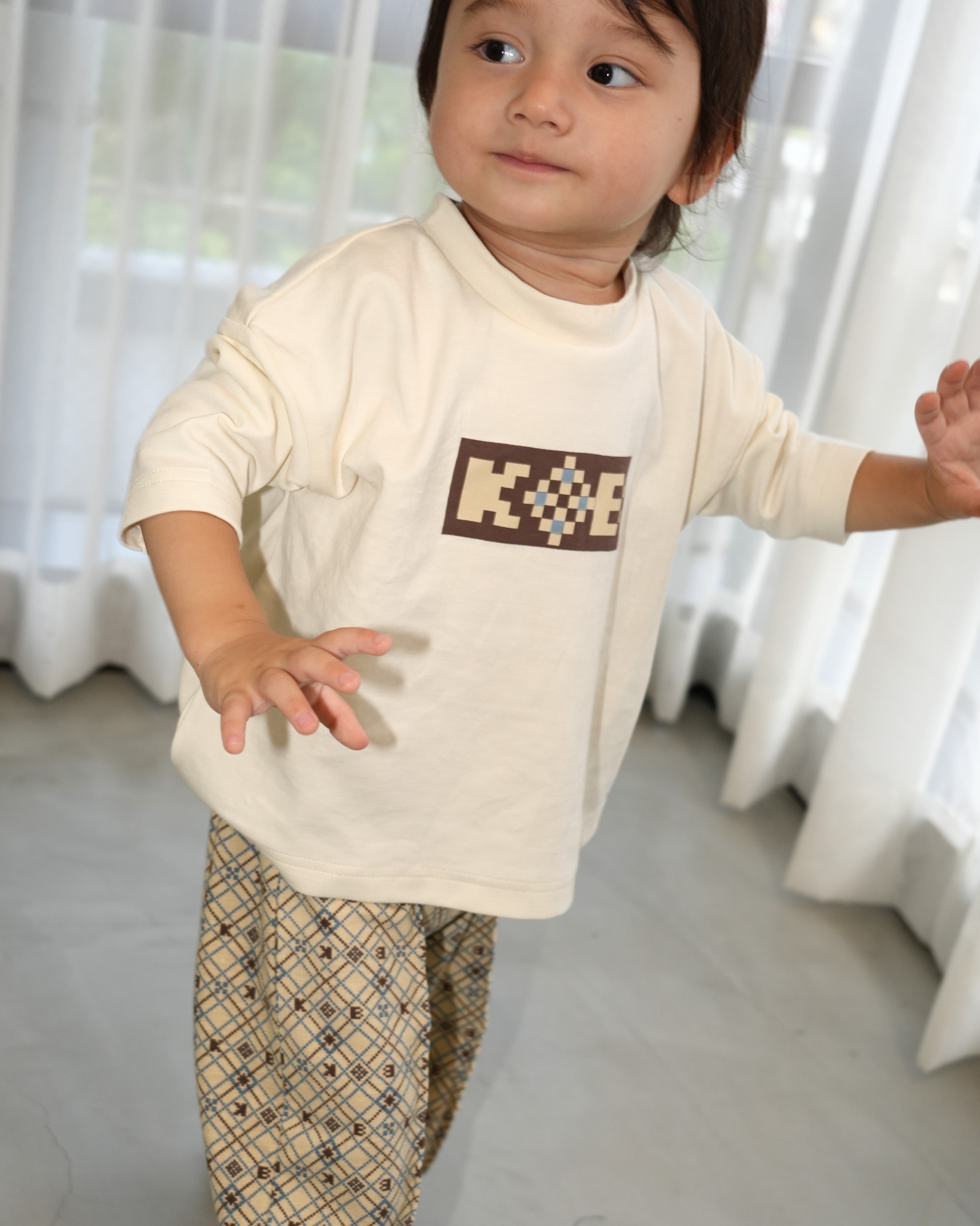 Pixel Art Logo 3/4 Sleeve Top【110317】