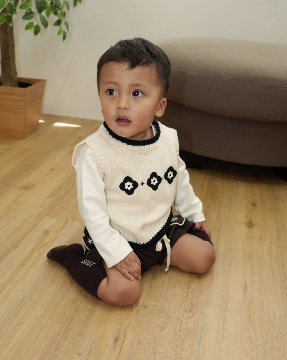 Monochrome Vintage Tile Knit Vest【150001】