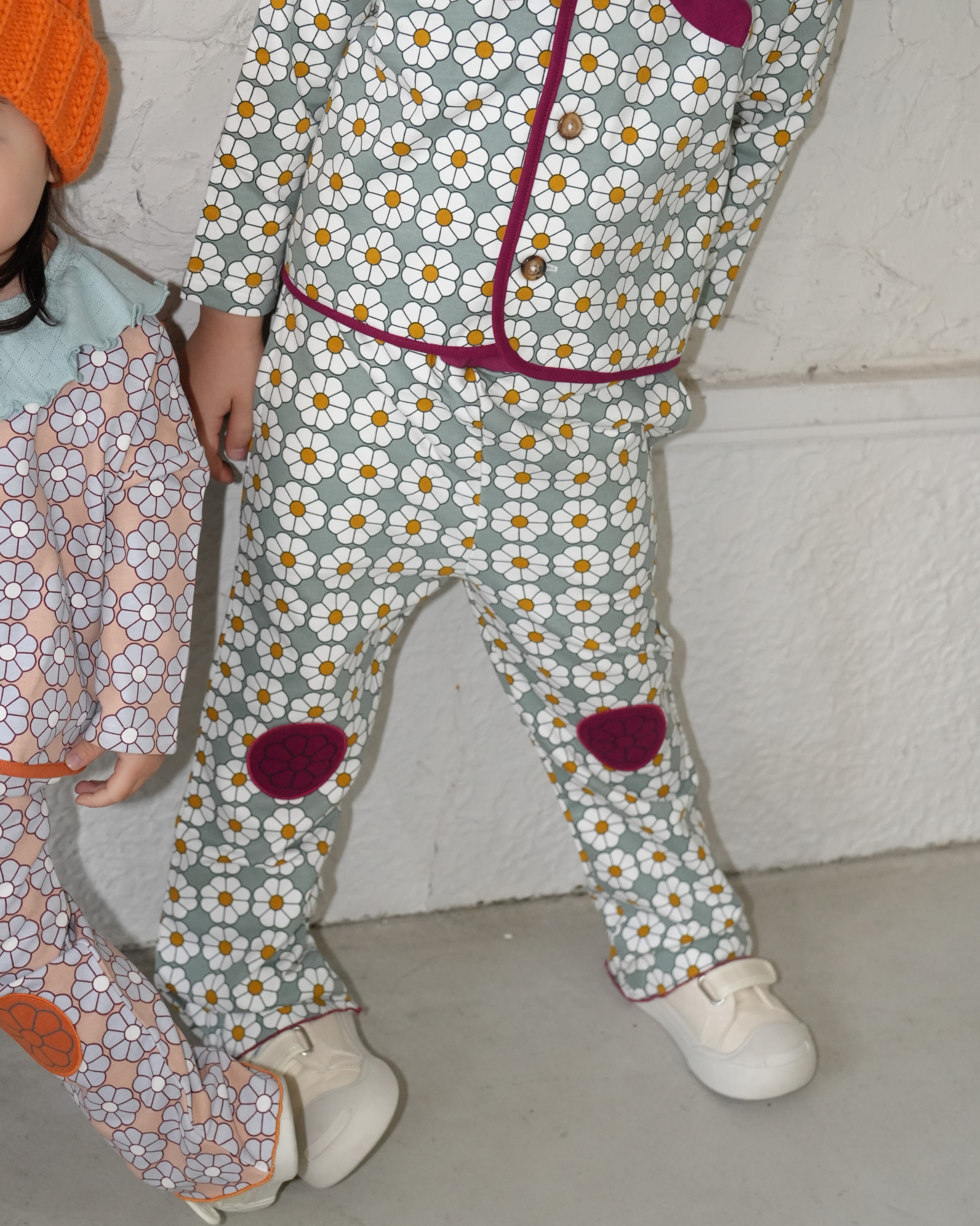 Retro Daisy Pattern Flared Pants【110120】（GREEN）