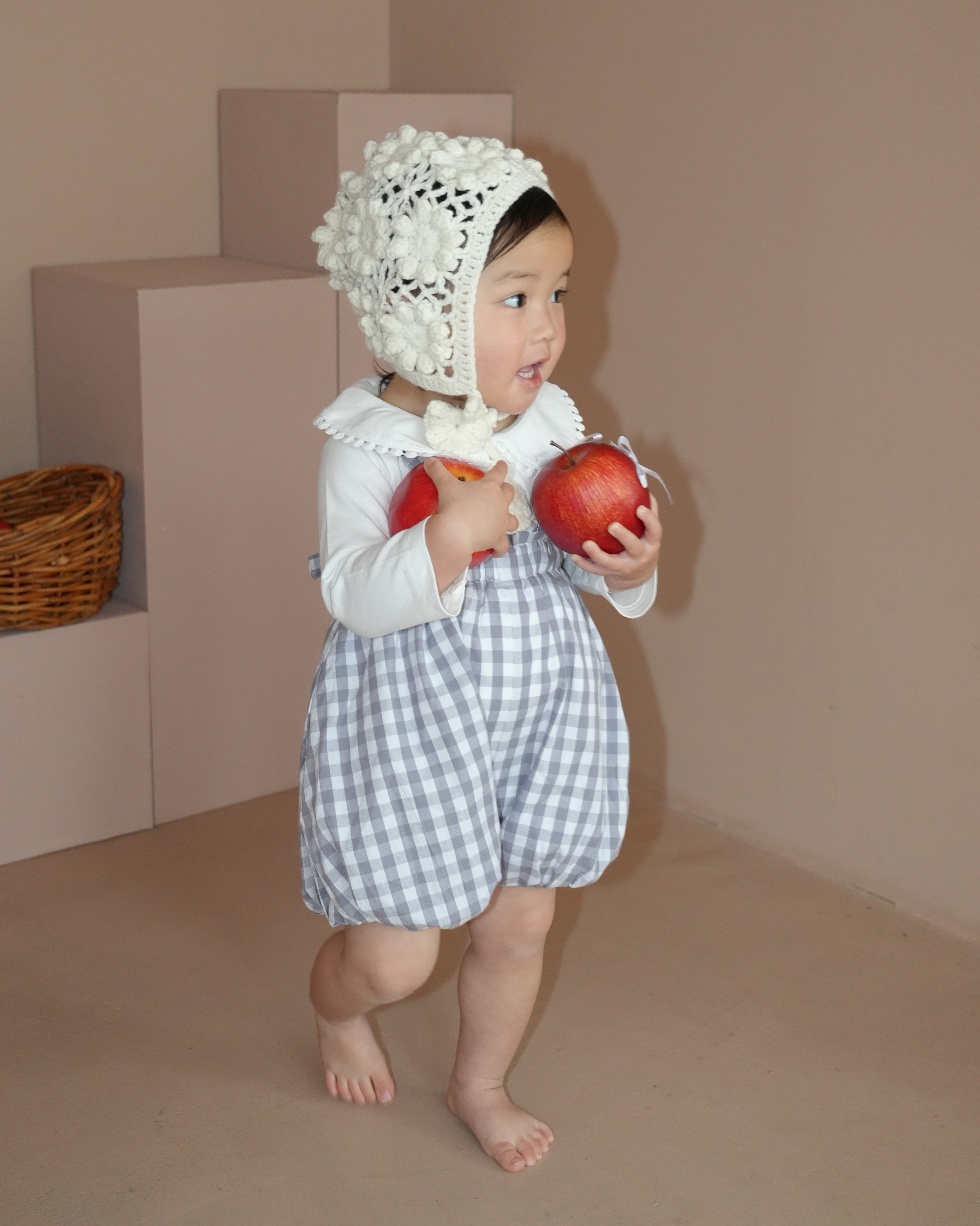 Round Collar Lace Shirt【110133】