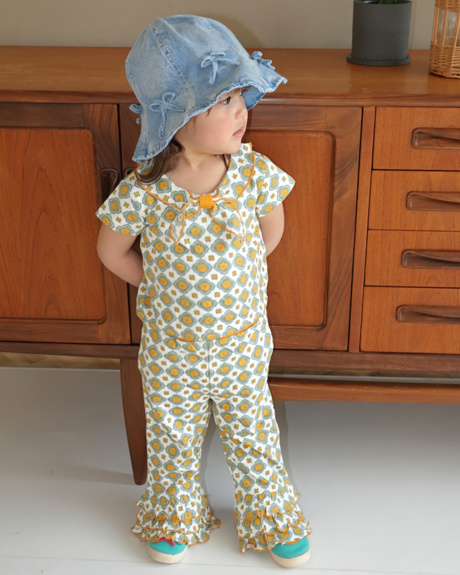 Vintage Tile Pattern Scarf Tee【110221】 (Mustard)