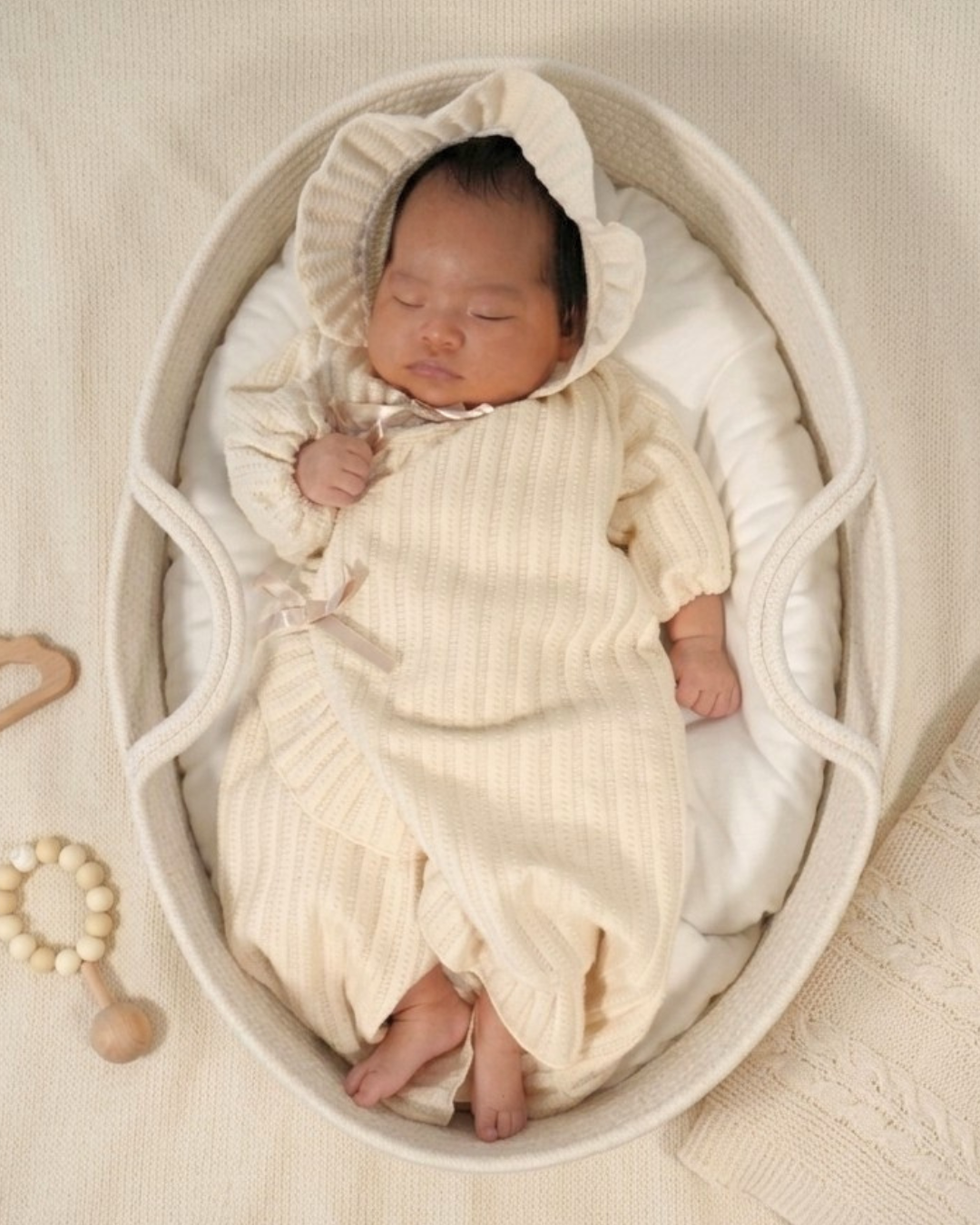 Organic Lace Knit Baby Ceremony Dress with Bonnet【110285】