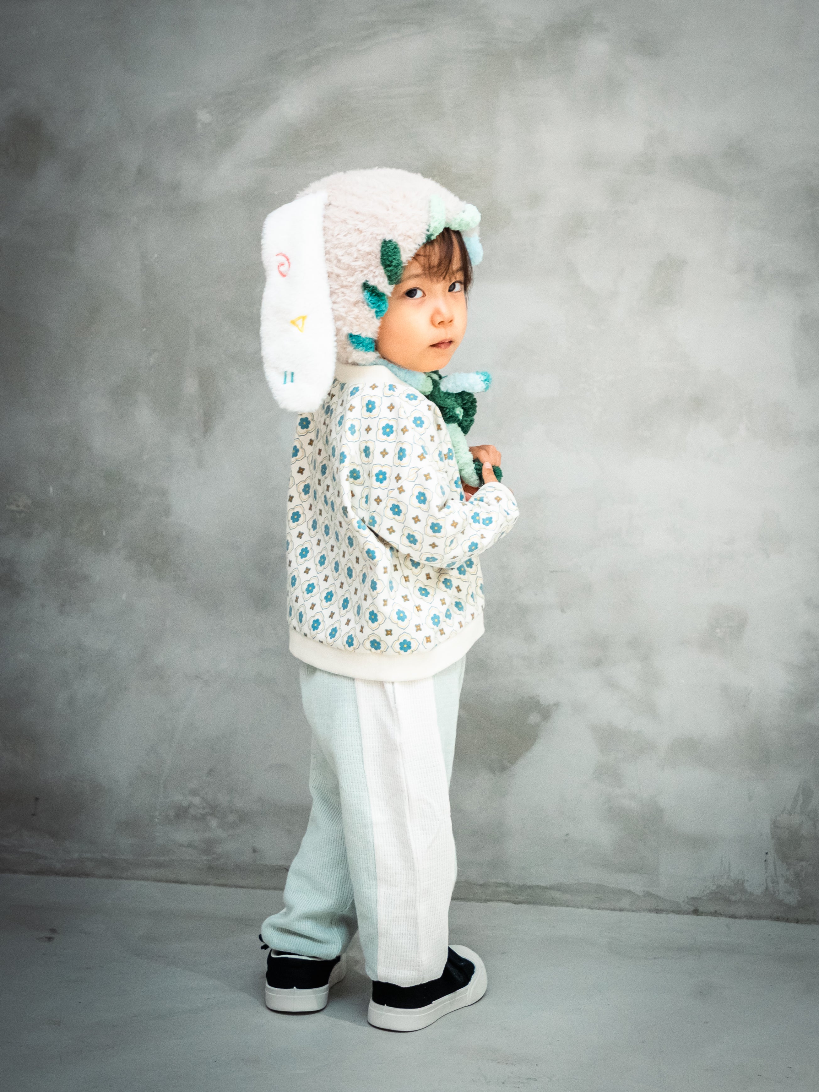(Pre-order) Vintage Tile Pattern Sweatshirt [110095] (Blue) 