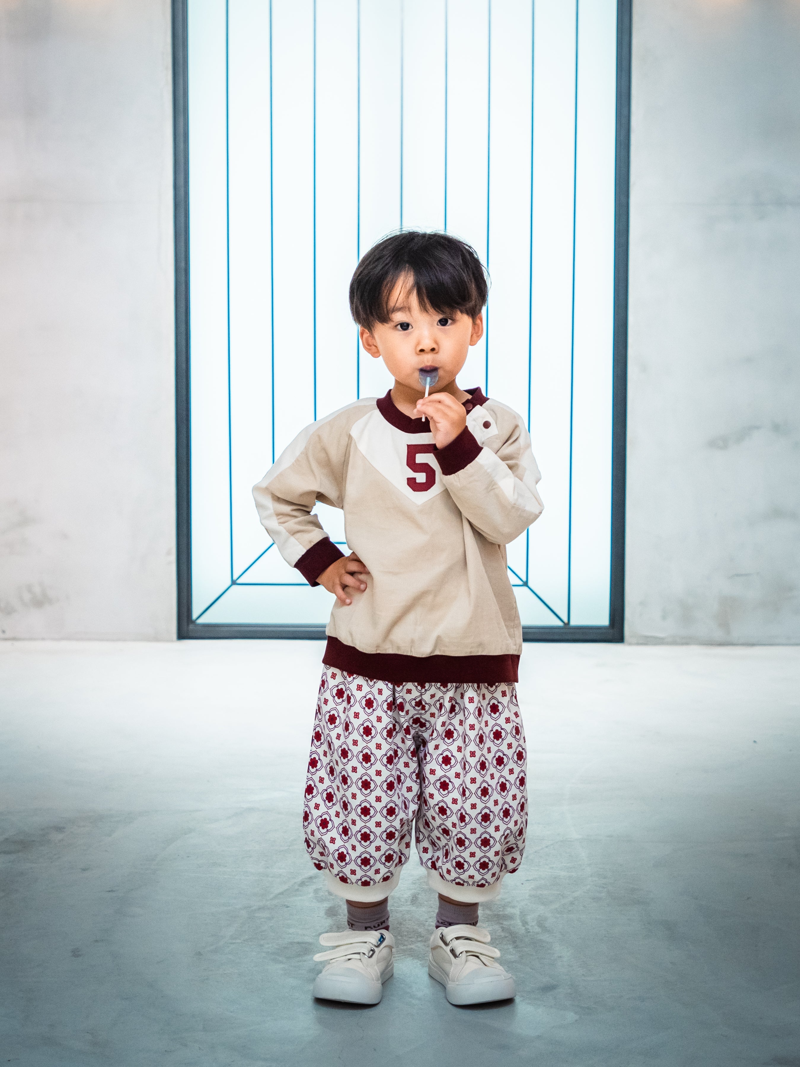 Shirt call color combination sweatshirt [110101] (Beige) 