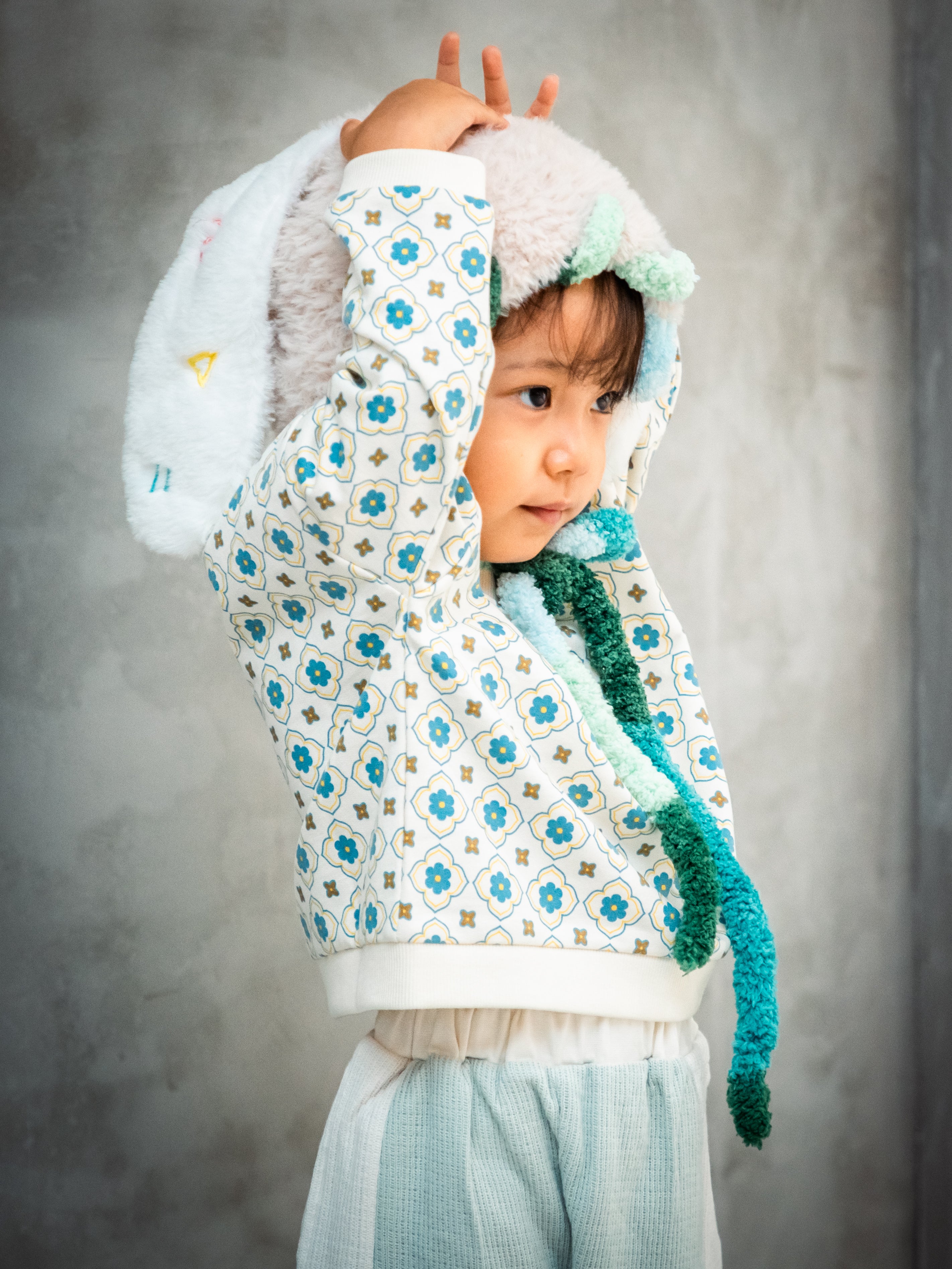 (Pre-order) Vintage Tile Pattern Sweatshirt [110095] (Blue) 