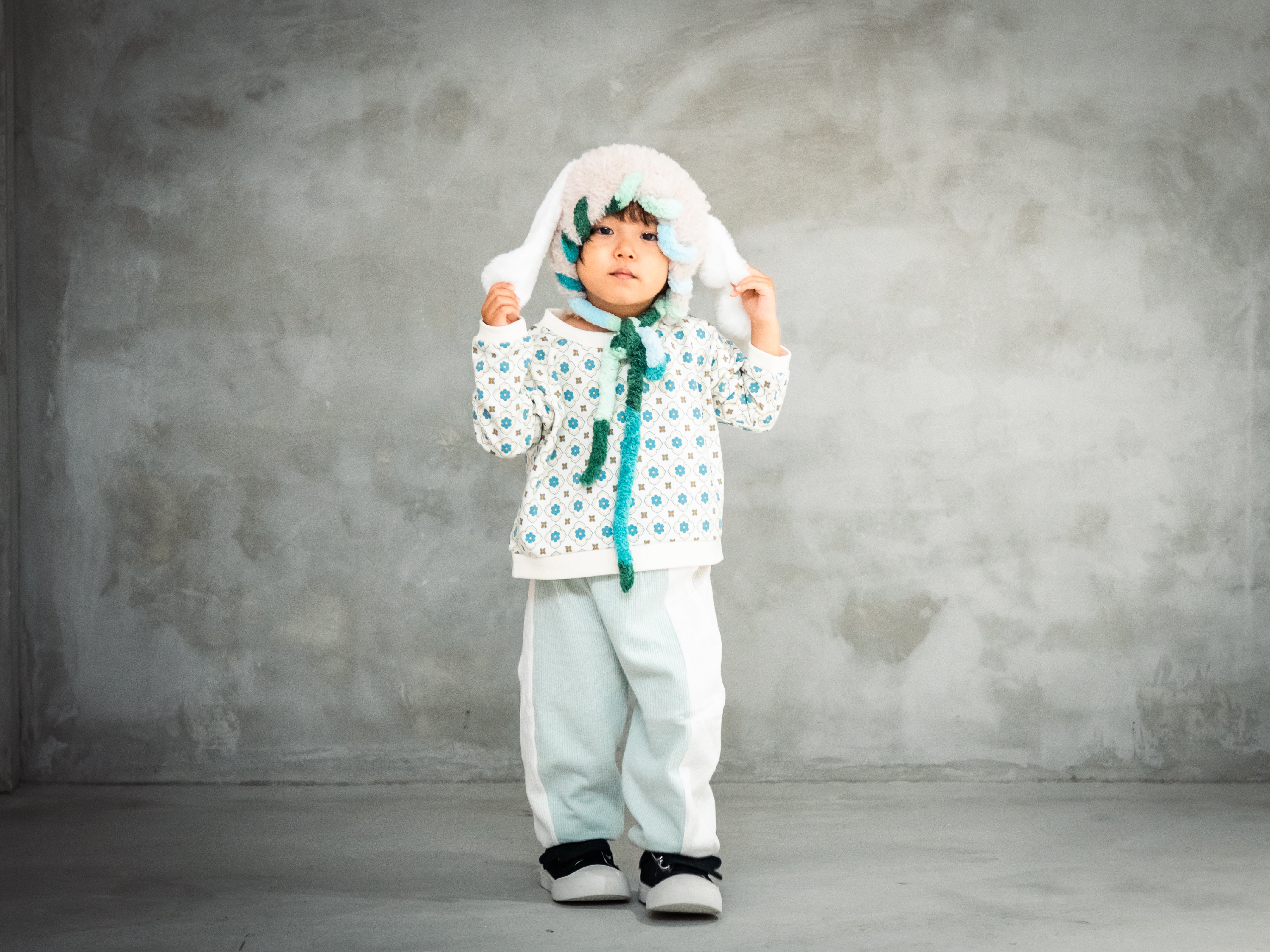 (Pre-order) Vintage Tile Pattern Sweatshirt [110095] (Blue) 