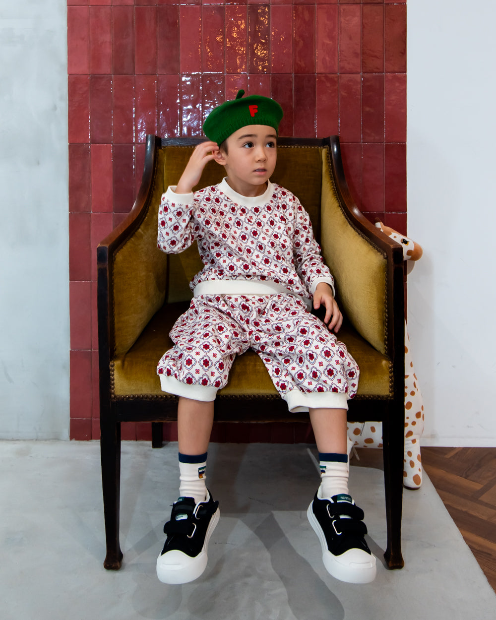 (Pre-order) Vintage Tile Pattern Sweatshirt [110095] (Red) 