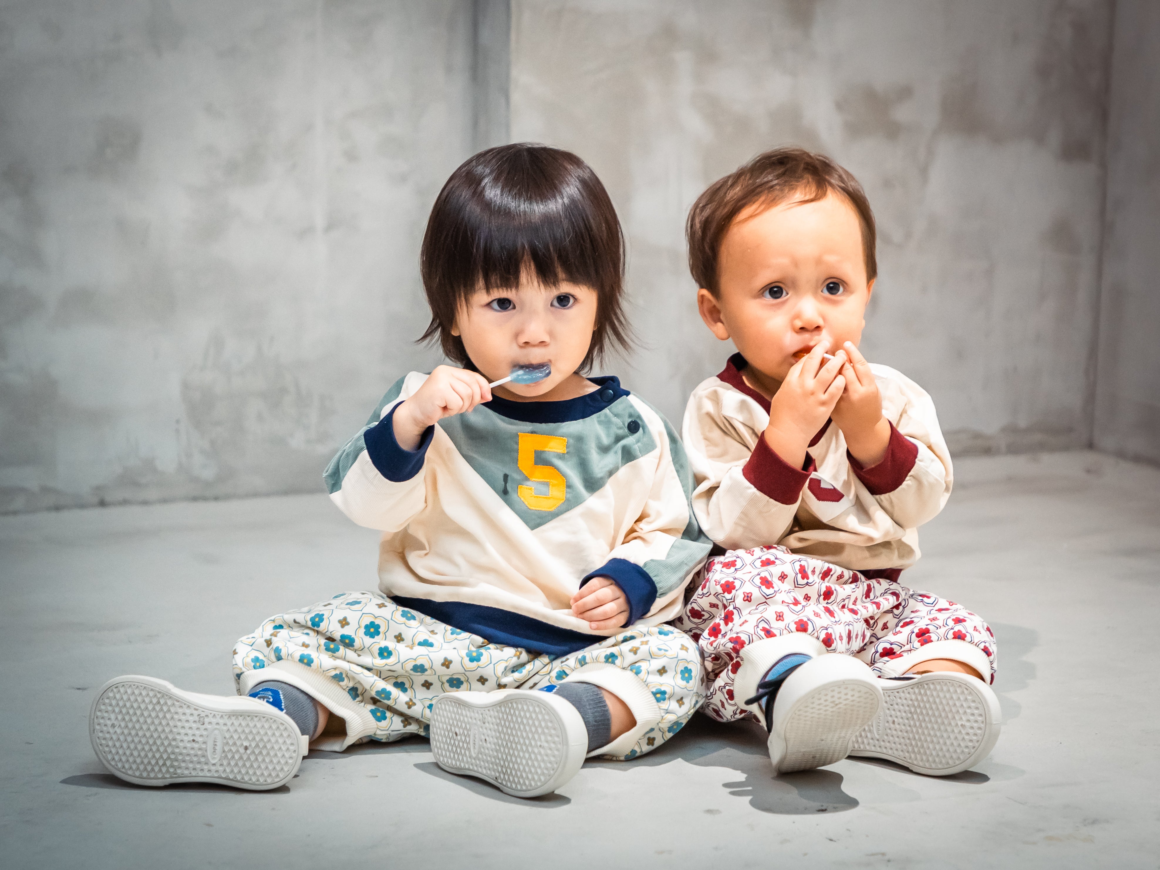 (Pre-order) Vintage Tile Pattern Pants [110096] (Red) 