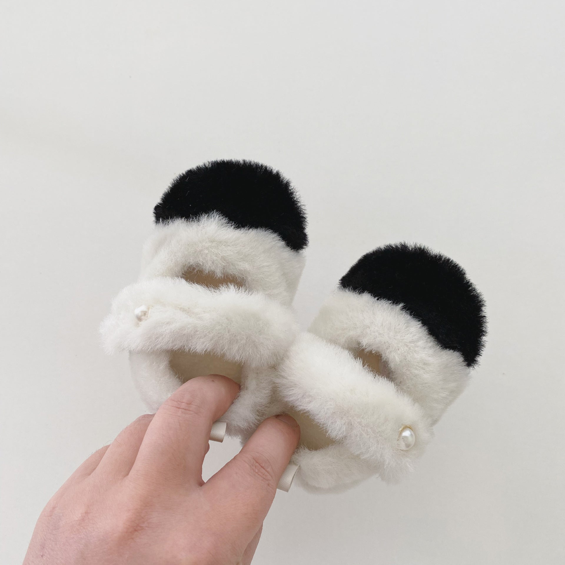 Fluffy bicolor shoes [S102]