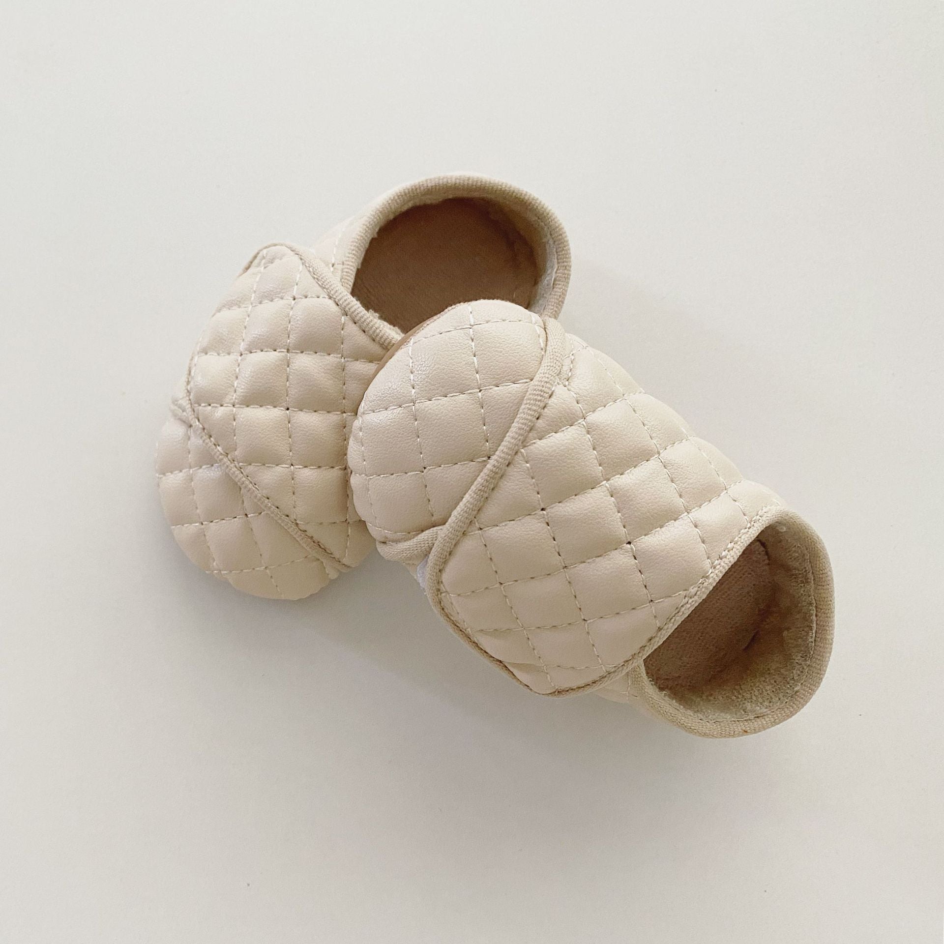 One color quilted shoes [S103]