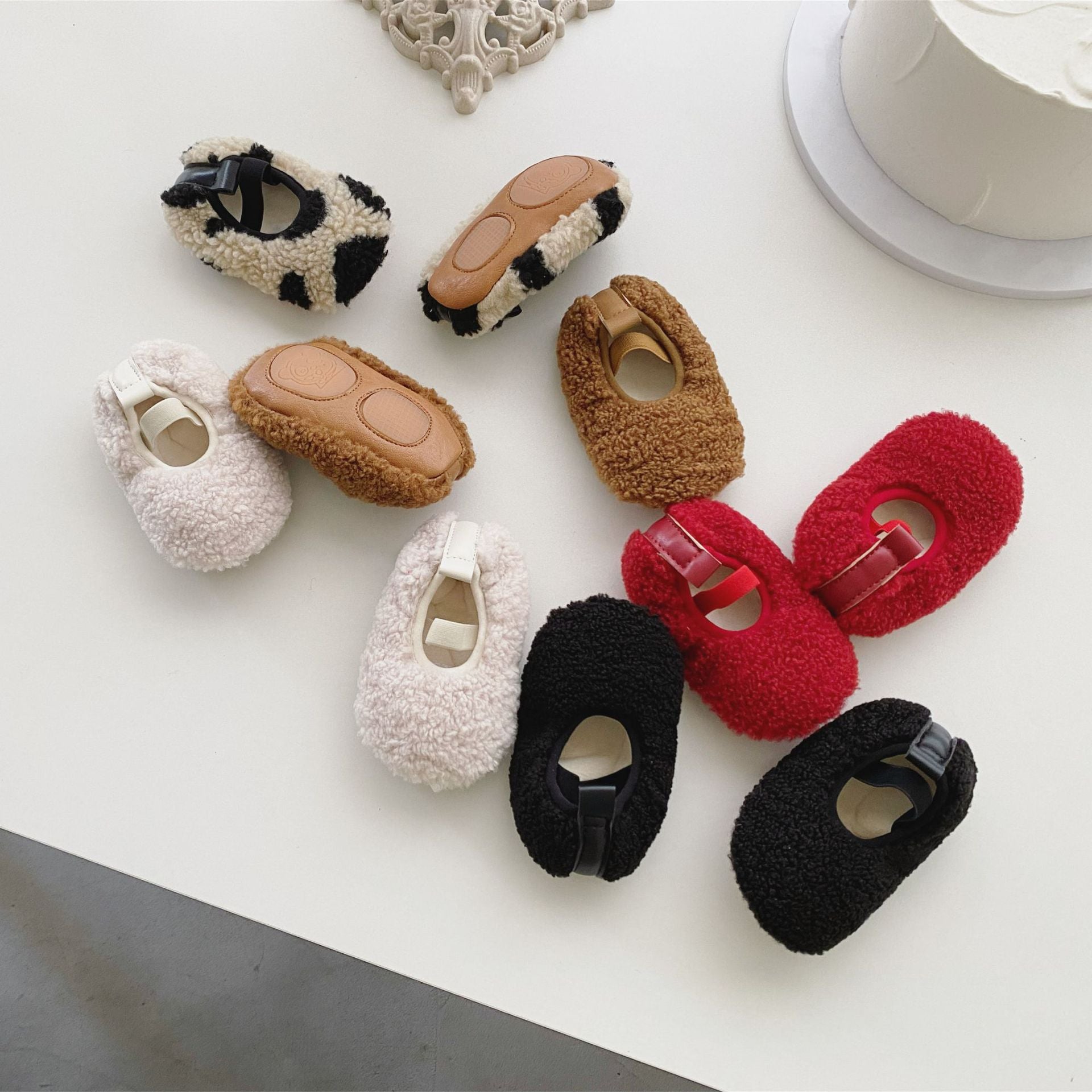 Fluffy room shoes [S101]
